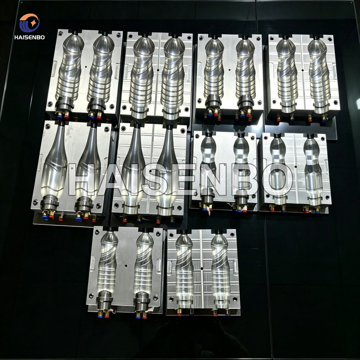 Haisenbo PET blow mold and sample bottles view 3