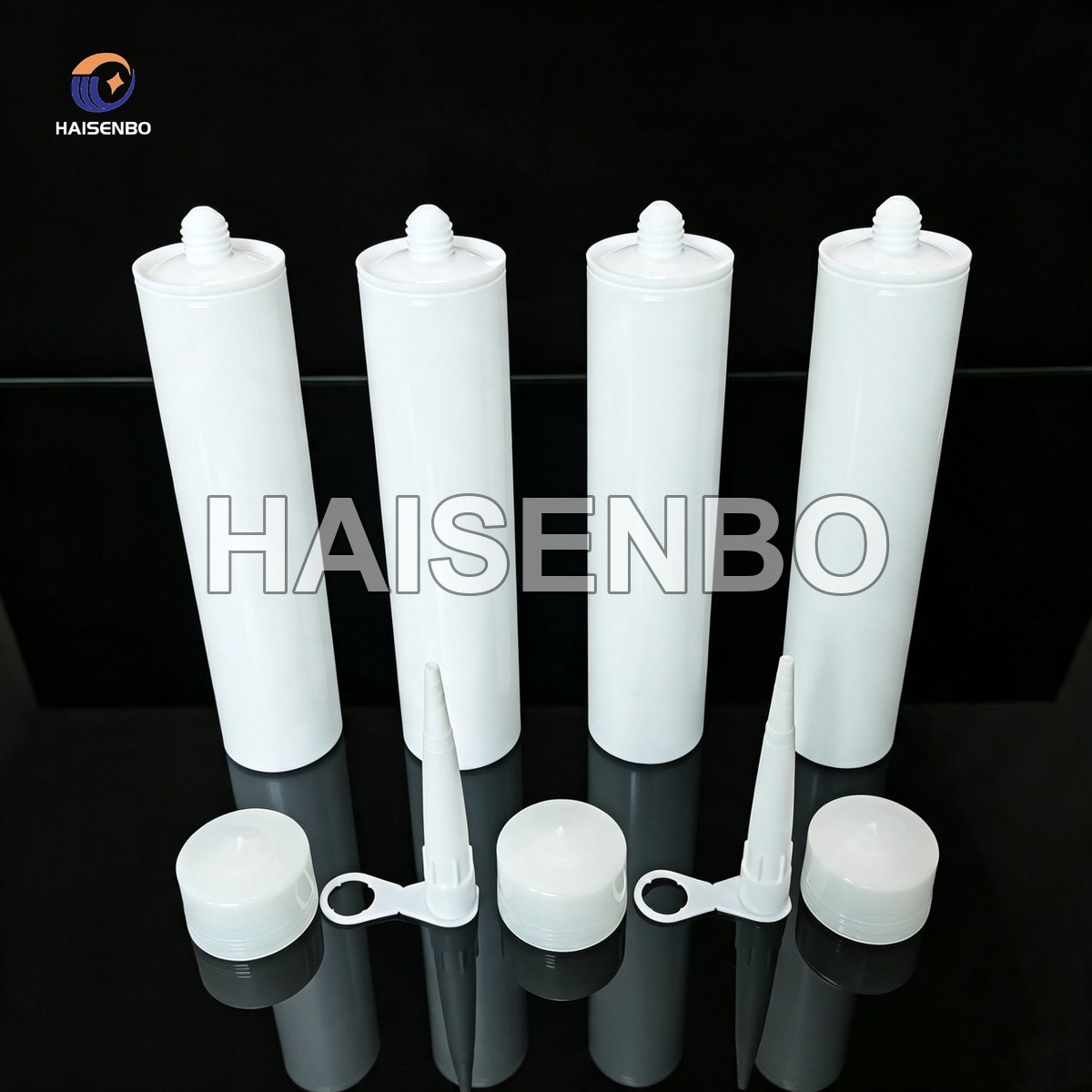 Four-piece silicone cartridge set with pull-ring nozzles